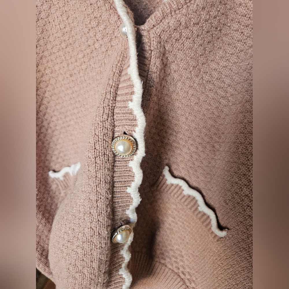 NWOT Adrianna Papell Cream Cardigan with White Trim - Picture 7 of 12